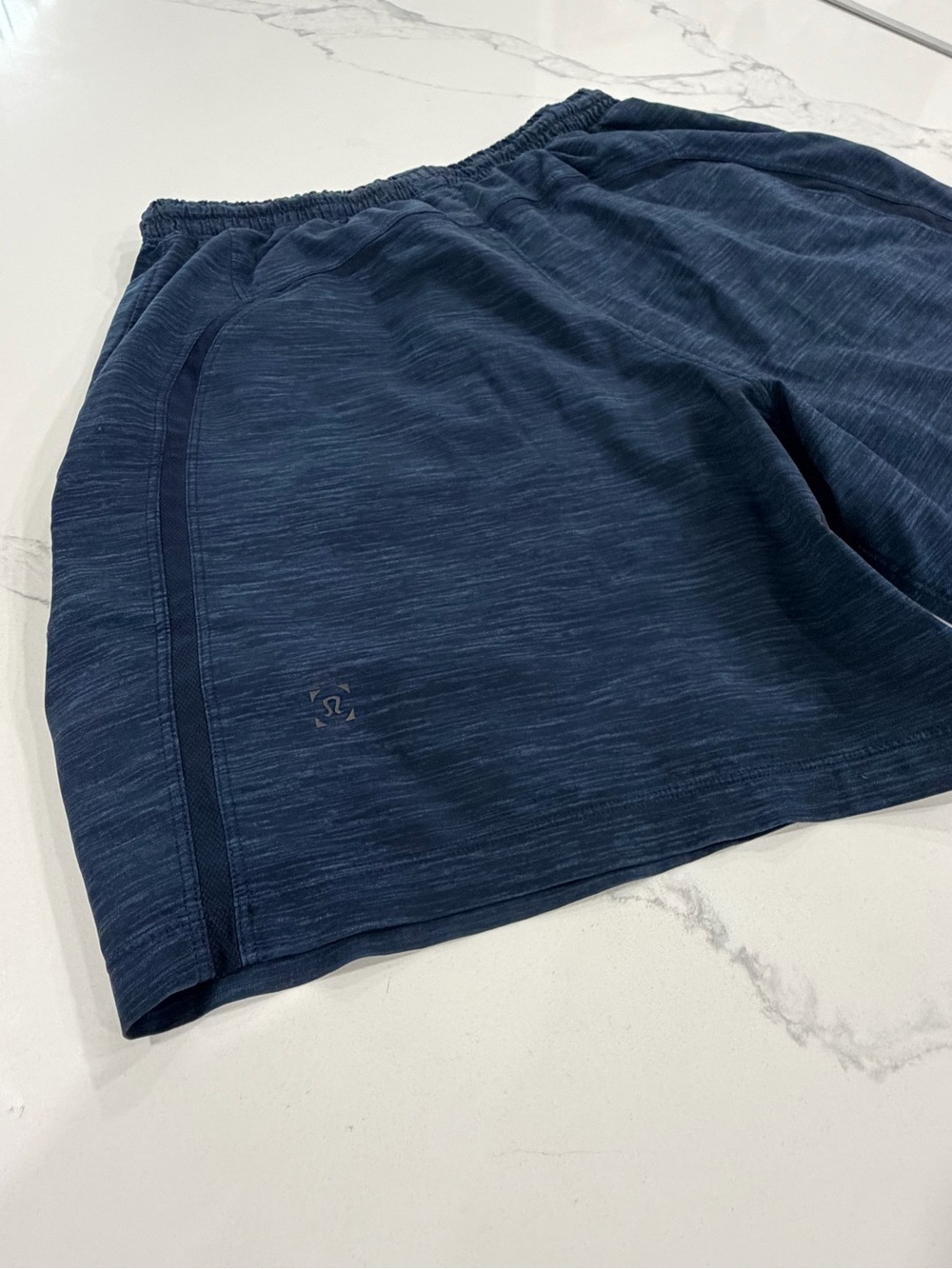 Lululemon Pace Breaker 7" Shorts Men's Medium Linerless Blue Gym Running